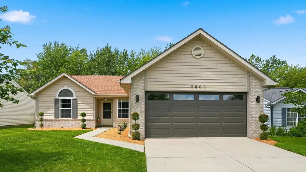 9803 Lima Meadow Run, Fort Wayne, IN 46825 - #1