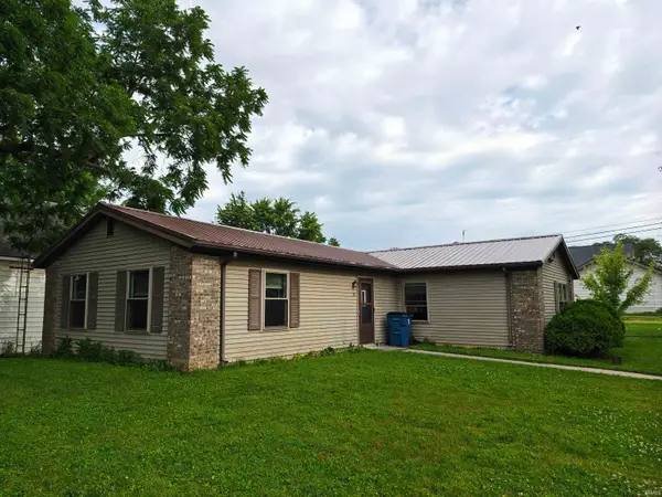 180 W Shackley Street, Geneva, IN 46740