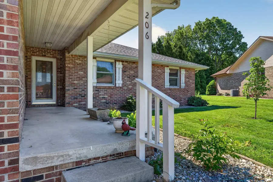 206 Harrison Court, Greentown, IN 46936 - #2