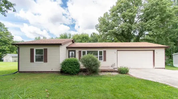 372 W Greenwood Drive, Kendallville, IN 46755