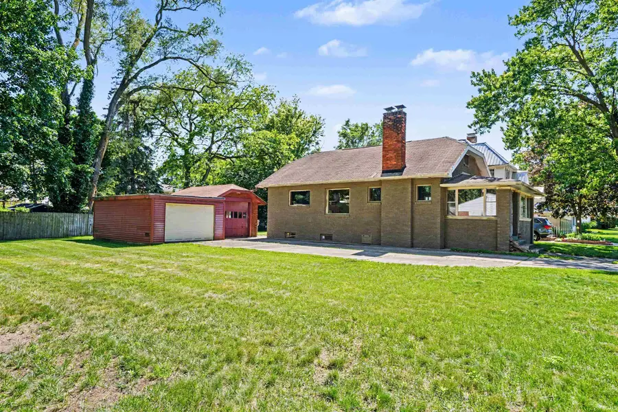 1815 E Beardsley Avenue, Elkhart, IN 46514 - #3