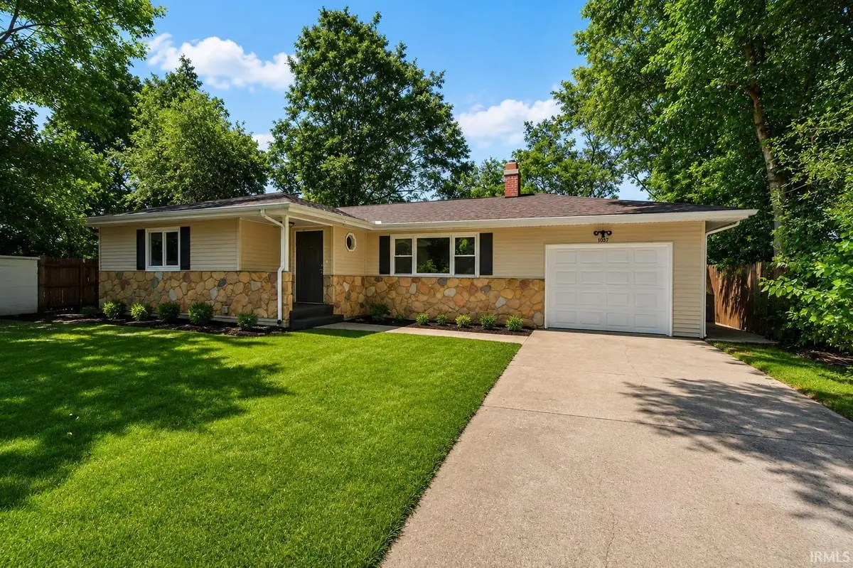 1037 N Twyckenham Drive, South Bend, IN 46617 - #1