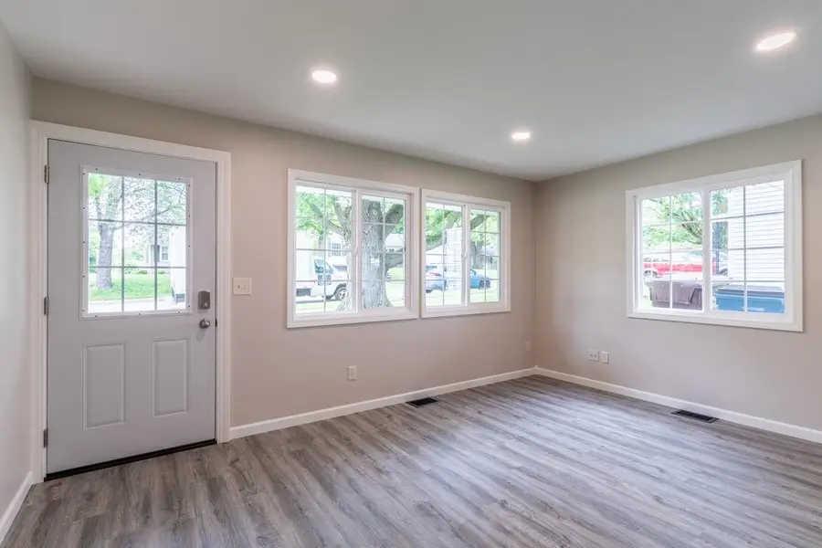 617 E Randolph Street, Angola, IN 46703 - #3