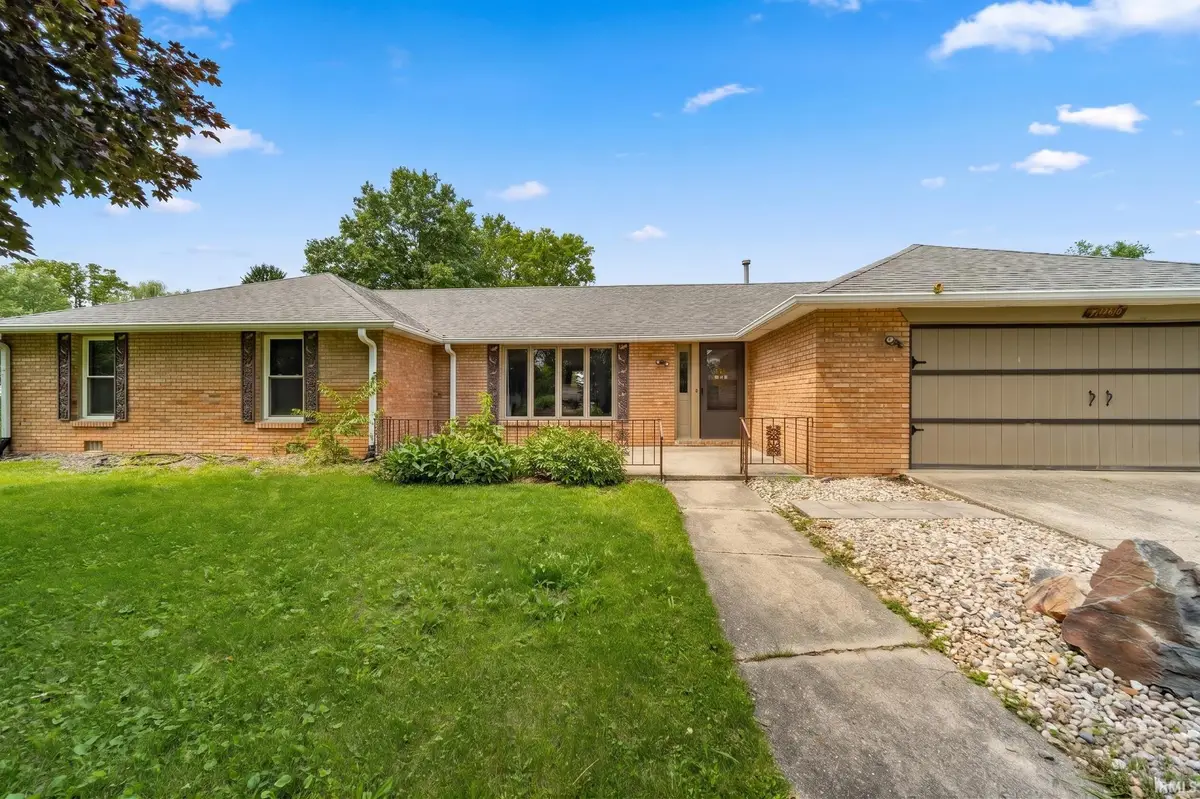 12610 W Arrowhead Drive, Daleville, IN 47334 - #1