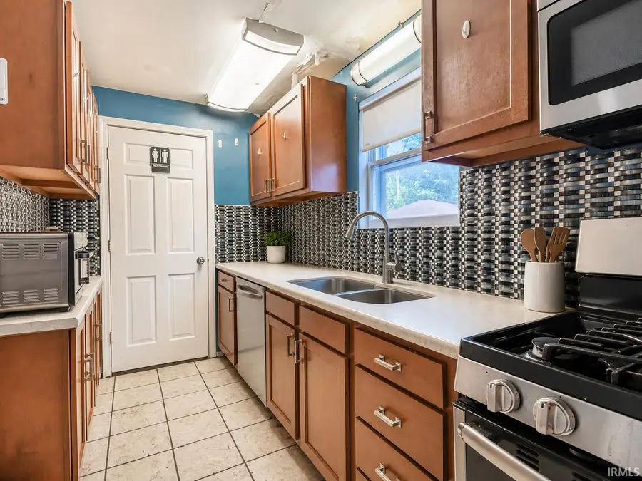 125 E Maple Grove, Fort Wayne, IN 46806 - #3