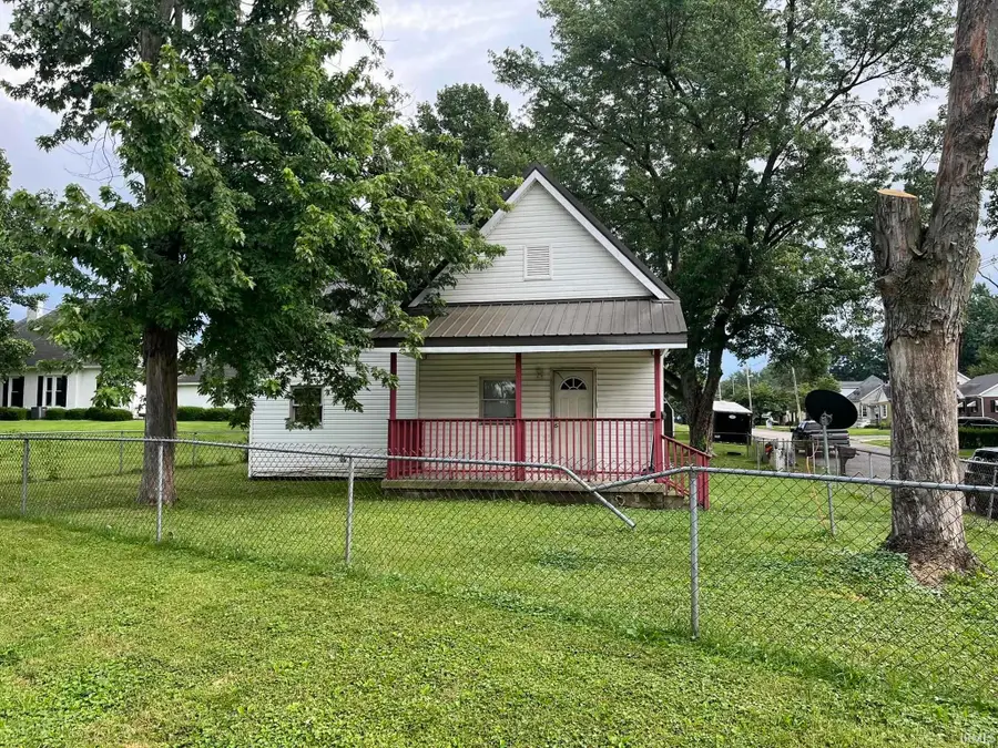 806 NW 1st Street, Washington, IN 47501 - #3