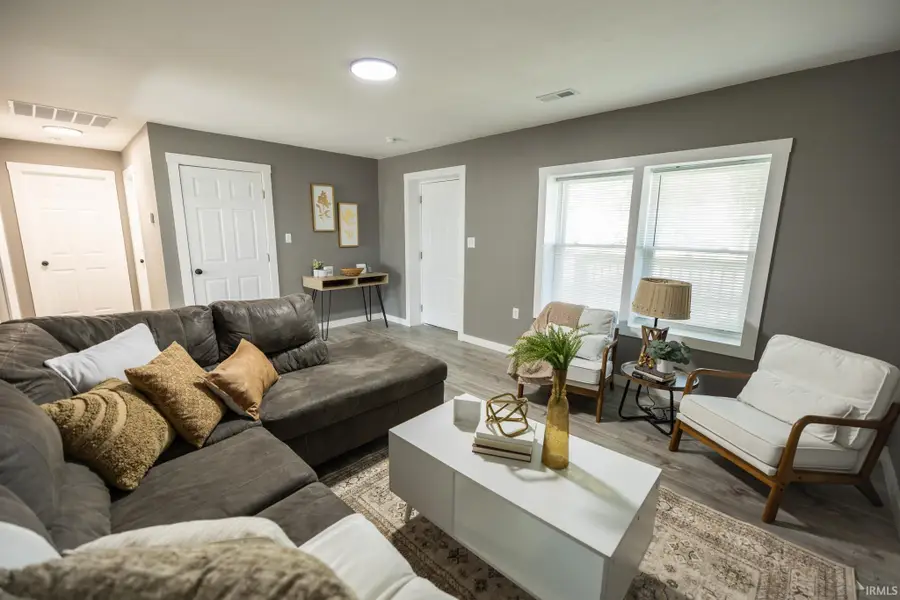 8694 S Vine Street, Straughn, IN 47387 - #3