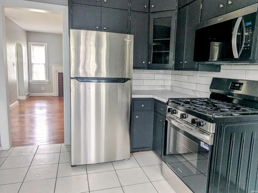 4326 S Wayne Avenue, Fort Wayne, IN 46807 - #3