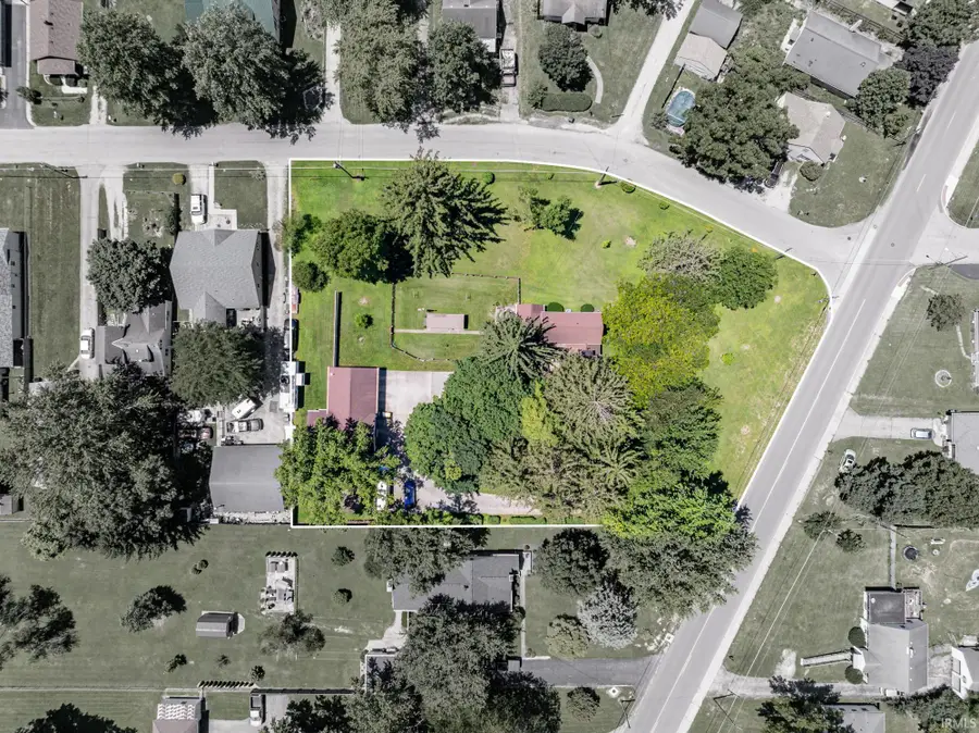 1331 S Burlington Drive, Muncie, IN 47302 - #2