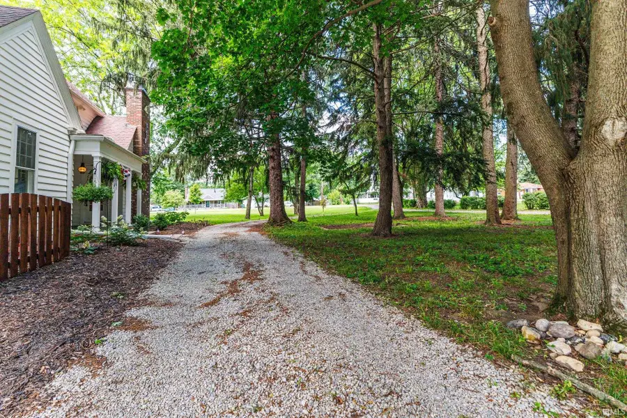 1331 S Burlington Drive, Muncie, IN 47302 - #3