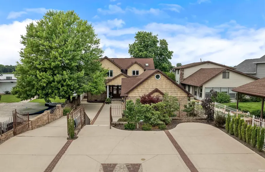 2424 Country Club Drive, Rochester, IN 46975 - #3