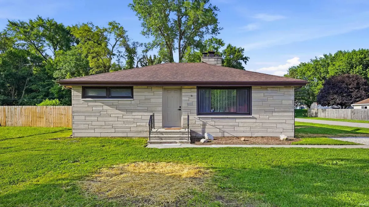 3021 W 26th Street, Muncie, IN 47302 - #1