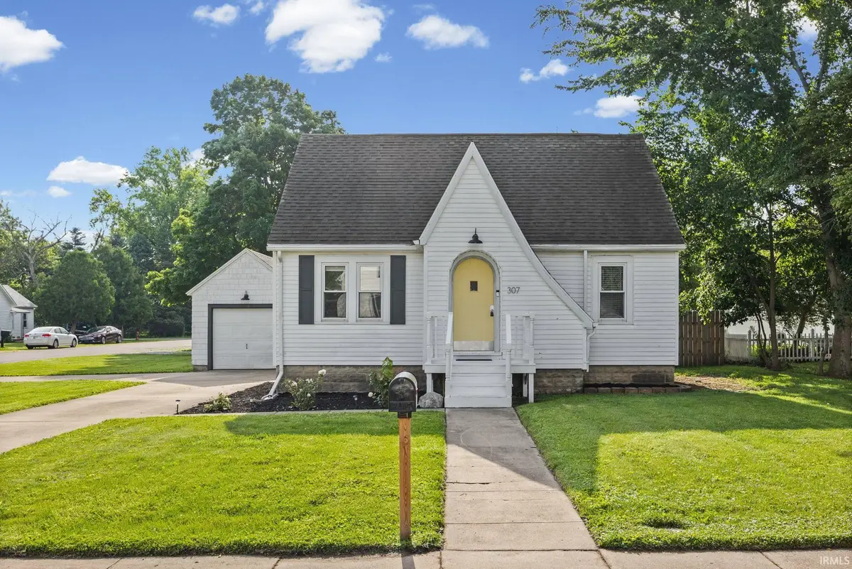 307 N Jackson Avenue, Fowler, IN 47944 - #1