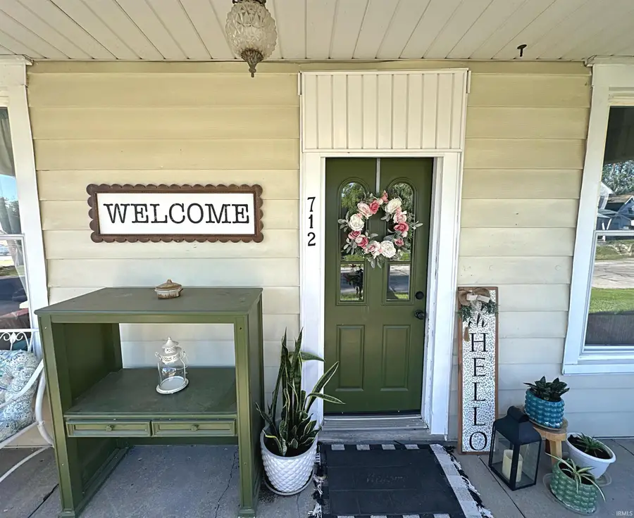 712 W Main Street, Washington, IN 47501 - #3