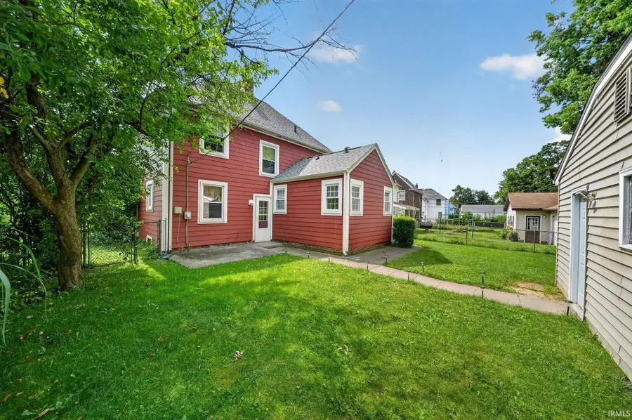 2518 Erskine Boulevard, South Bend, IN 46614 - #2