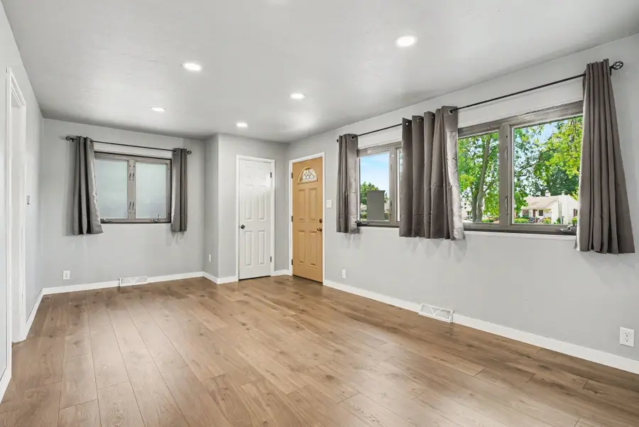 1144 Congress Avenue, South Bend, IN 46615 - #3