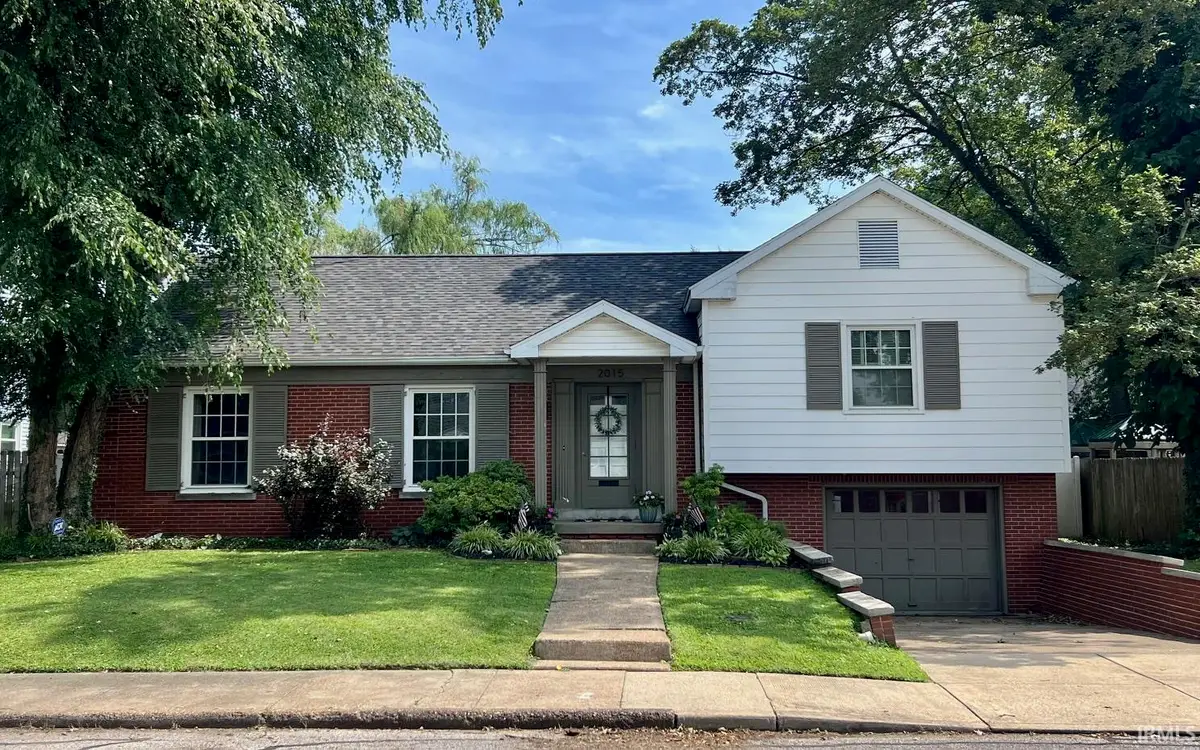 2015 E Gum Street, Evansville, IN 47714 - #1