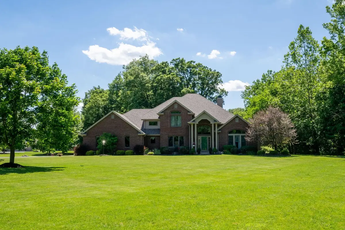 7296 N Clear Creek Road, Huntington, IN 46750 - #1