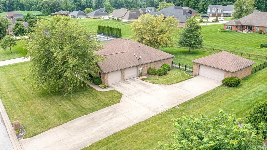 657 N Savannah Drive, Jasper, IN 47546 - #2