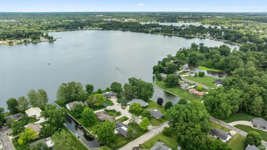 1727 Sunfish Drive, Warsaw, IN 46580 - #2