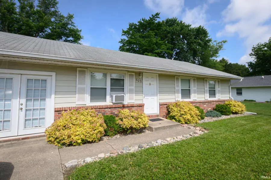609 Michele Lane, Walton, IN 46994 - #3
