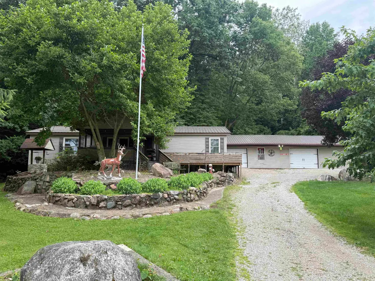 3401 W Delaware Road, Logansport, IN 46947 - #1