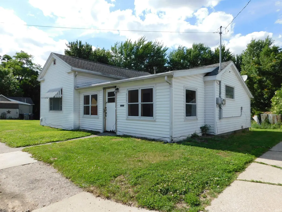 515 E Clark Street, Warsaw, IN 46580 - #1
