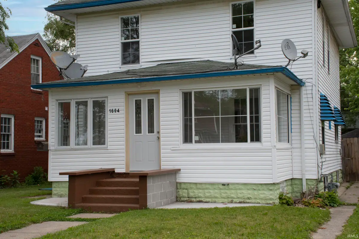 1604 Frances Avenue, Elkhart, IN 46516 - #1