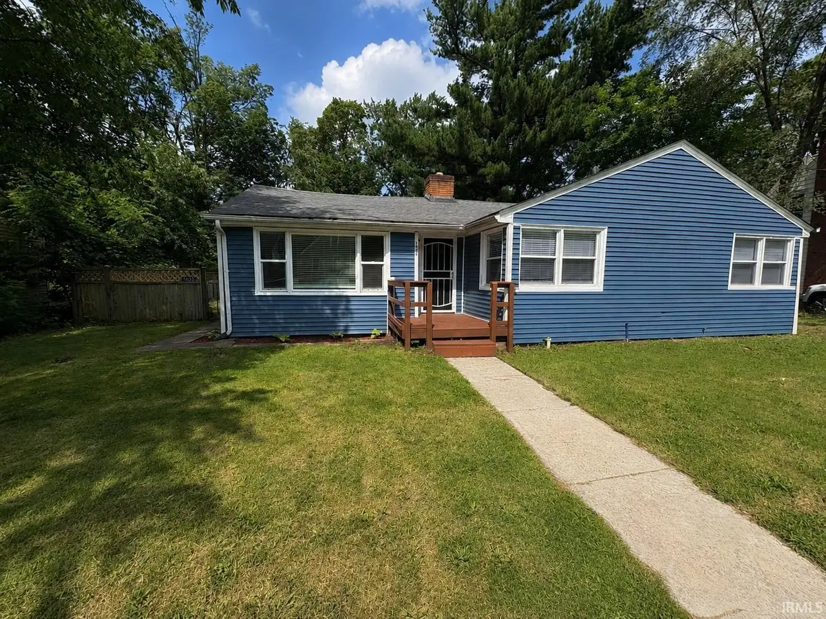 1635 N Johnson Street, South Bend, IN 46628 - #1
