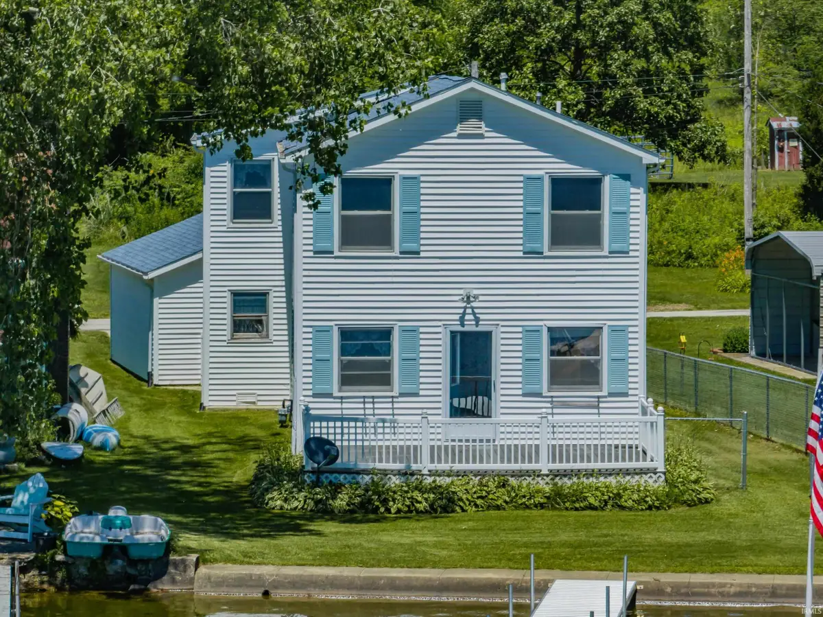 9380 E 430 S, Wolcottville, IN 46795 - #1