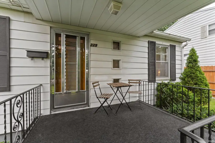 229 N Hawthorne Drive, South Bend, IN 46617 - #2