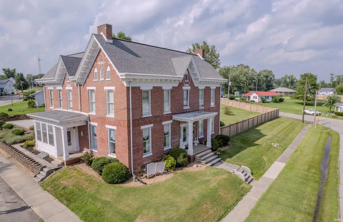 501 E Main Street, Loogootee, IN 47553 - #1
