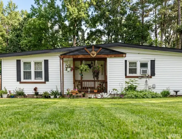 1166 Davis Street, Elkhart, IN 46516