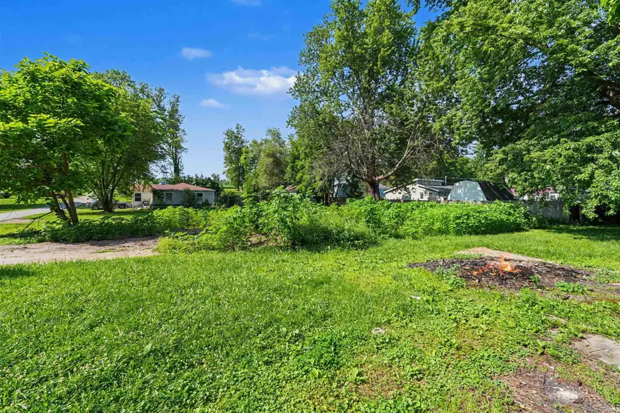 724 S April Drive, Cromwell, IN 46732 - #3