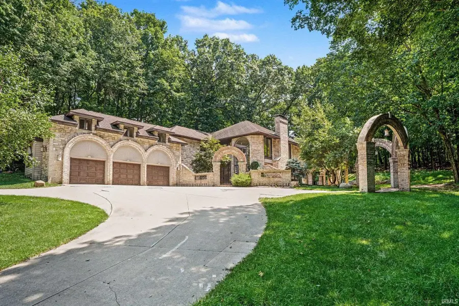 19710 Amberwood Drive, Bristol, IN 46507 - #3