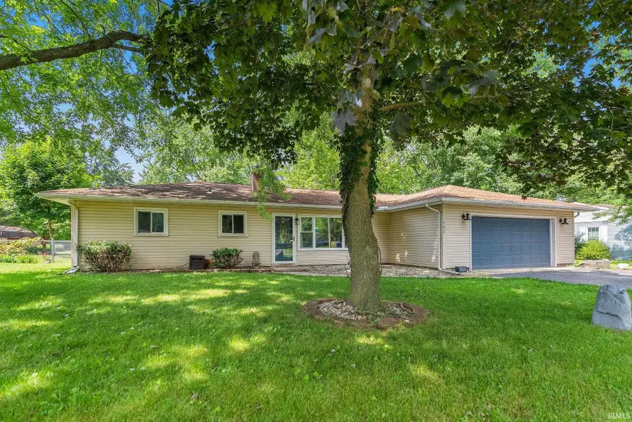 102 Ramar Drive, Warsaw, IN 46580 - #2