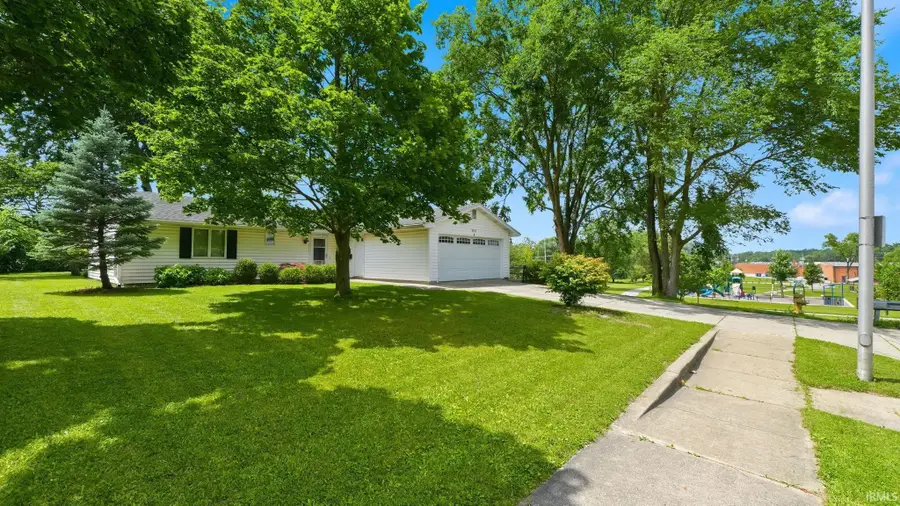 2515 Clifton Hills Drive, Fort Wayne, IN 46808 - #3