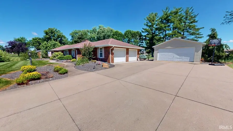 1852 W Division Road, Jasper, IN 47546 - #2