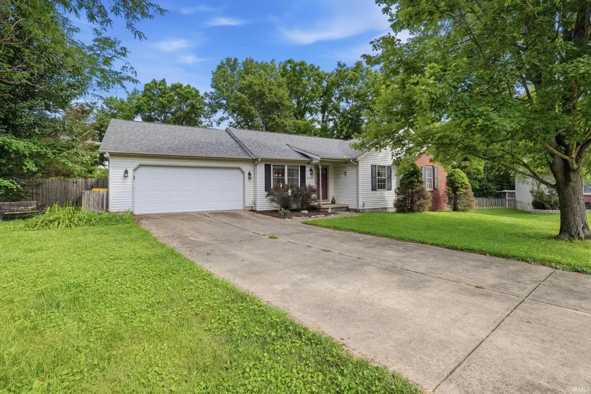 1204 W Woodhill Drive, Bloomington, IN 47403 - #1