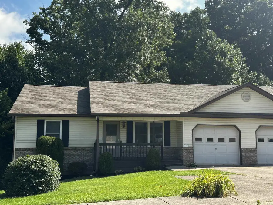 1101 N Forest View Drive, Ellettsville, IN 47429 - #2