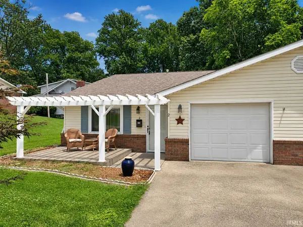 2 Woodmere Drive, Washington, IN 47501