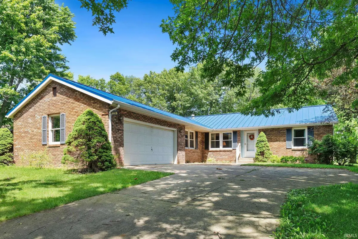 3394 N Old Farm Road, Warsaw, IN 46582 - #1