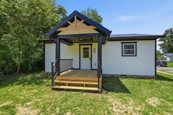 421 N Walnut Street, Hartford City, IN 47348