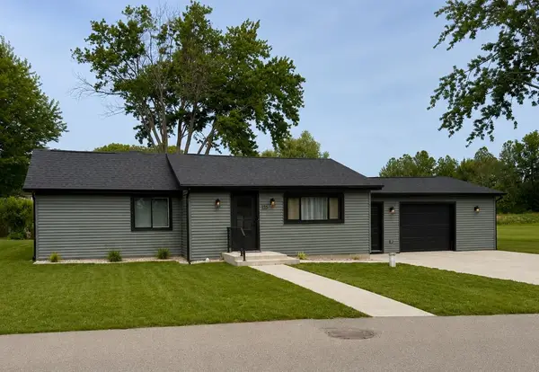 175 Lane 301 Lake George, Fremont, IN 46737