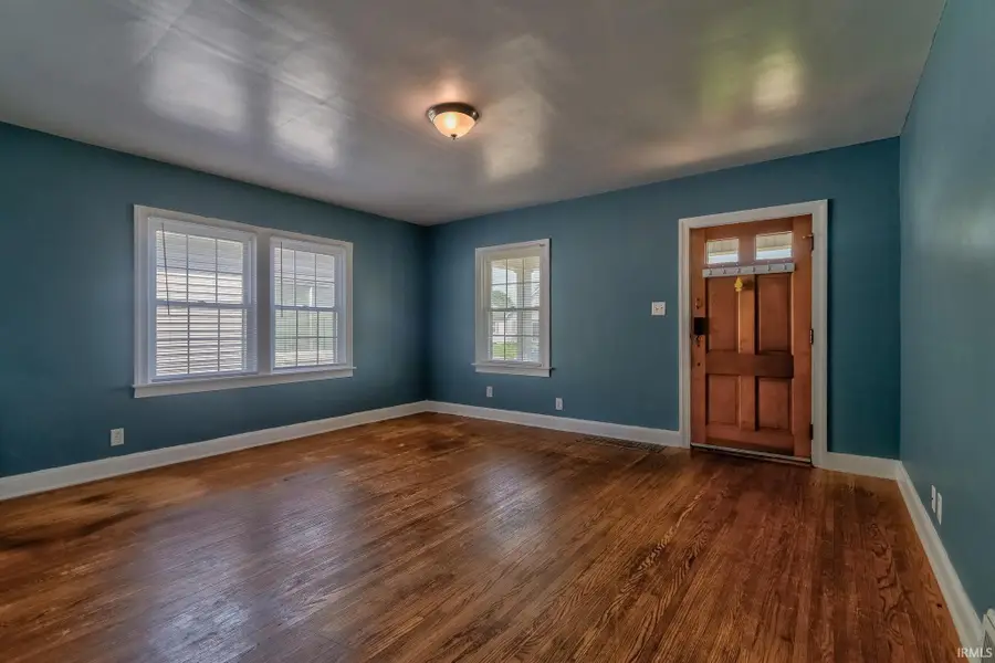 553 E Parkland Avenue, Evansville, IN 47711 - #3