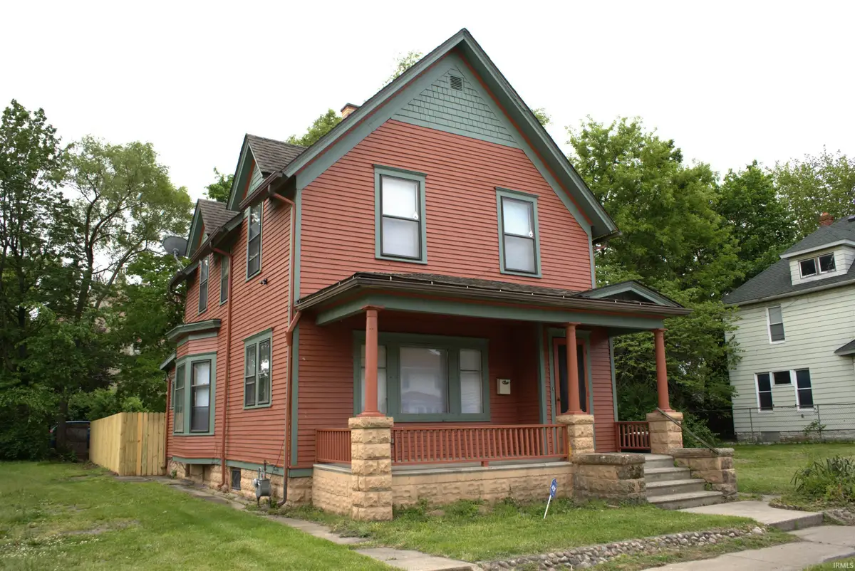 1004 W Lasalle Court, South Bend, IN 46616 - #1