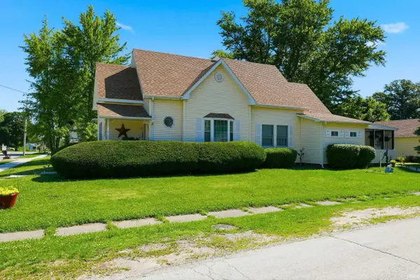 702 N Wayne Street, Warren, IN 46792