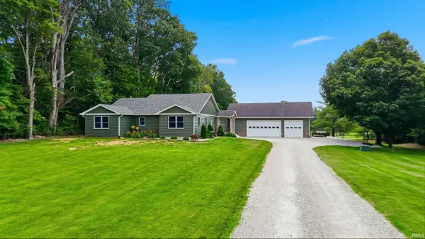 4279 W 100 N Road, Huntington, IN 46750