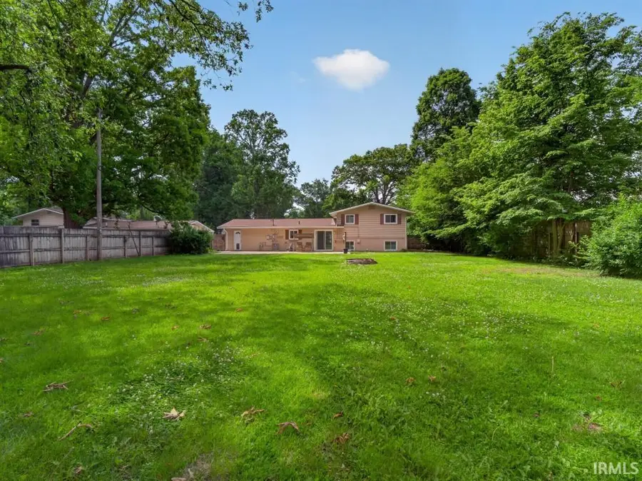 3728 Spruce Drive, Fort Wayne, IN 46809 - #3