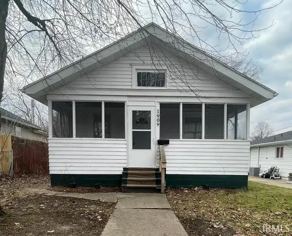 1909 S Brookfield Street, South Bend, IN 46613